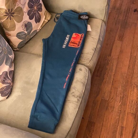 Brooklyn Cloth the jogger - Picture 2 of 13